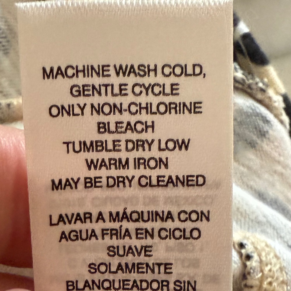 Chico’s Supremely Soft Hooded Knit top SZ 3/XL - Picture 2 of 8